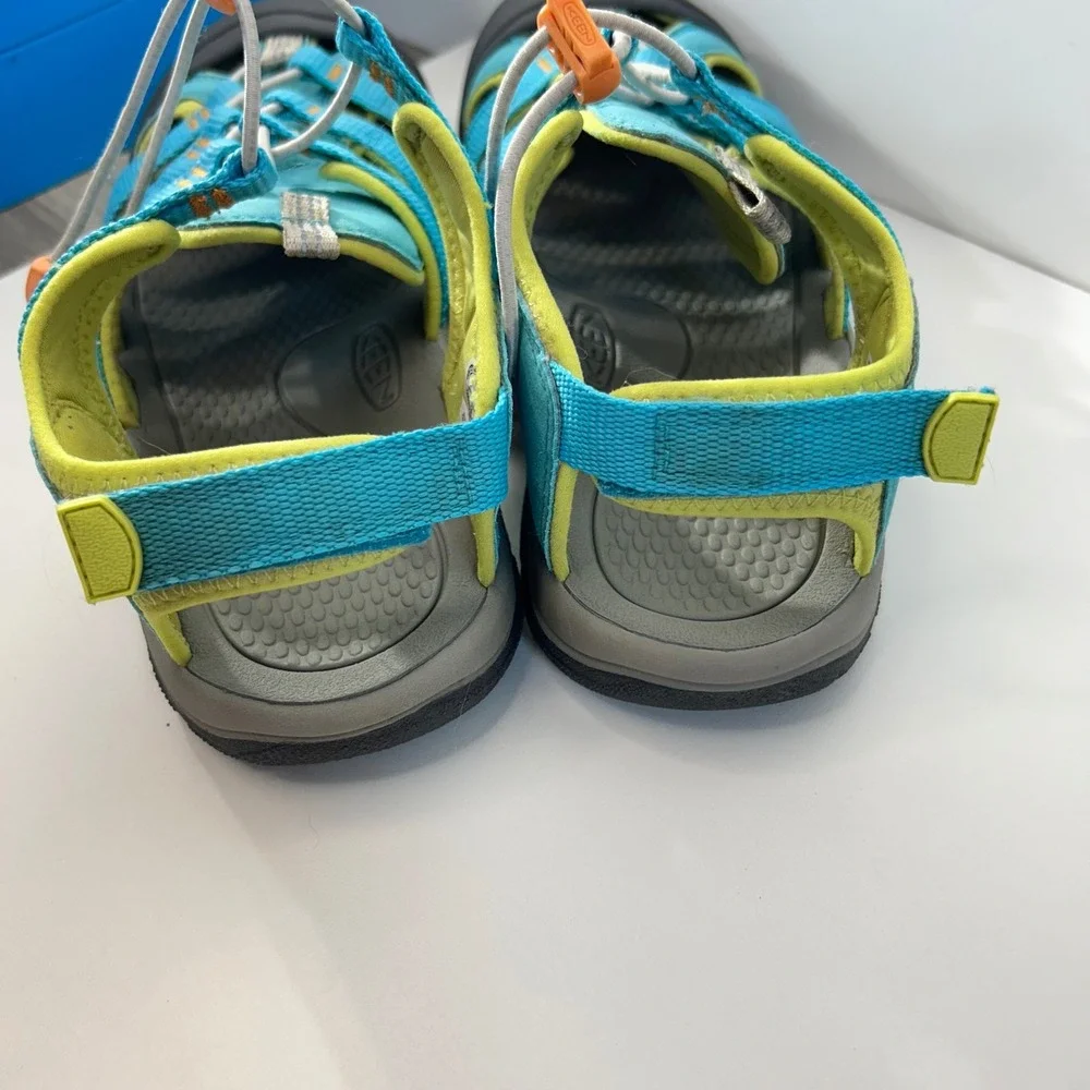 Keen Gorpcore Newport H2 Sandals Size 5 Big Kids Blue Washable Water Shoes